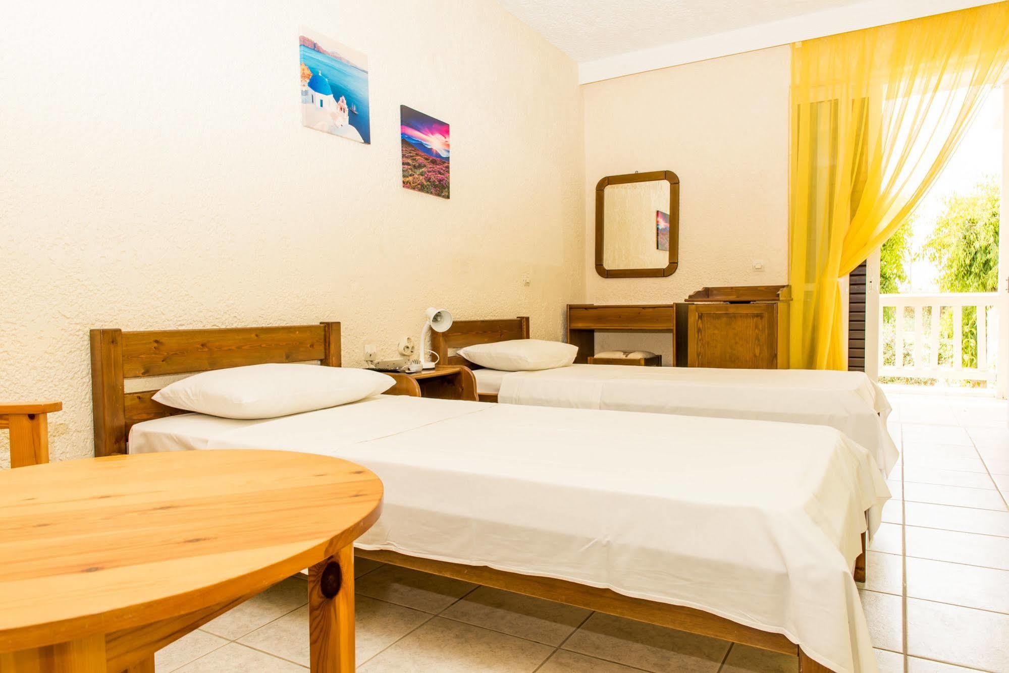 לגוניסי Hotel Vergina מראה חיצוני תמונה